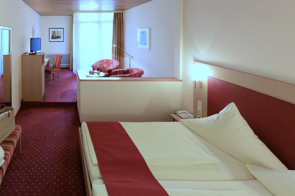 Hotel Hirschen 4*