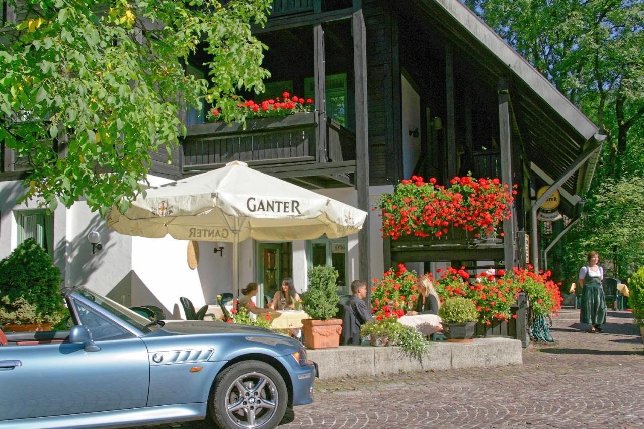 Hirschen Hotel 4*